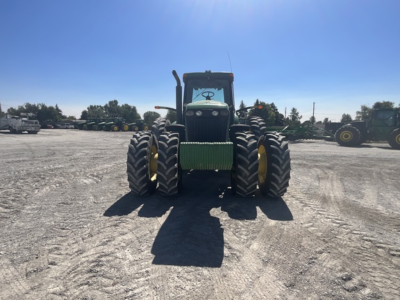 2002 John Deere 8520 Tractor