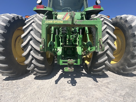 2002 John Deere 8520 Tractor