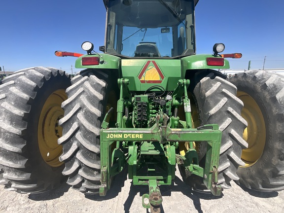 2002 John Deere 8520 Tractor