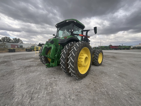 2023 John Deere 8R 370 Tractor