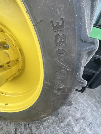 2023 John Deere 8R 370 Tractor