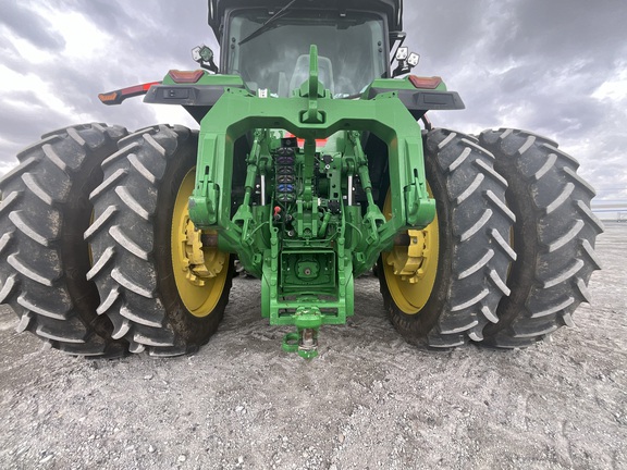 2023 John Deere 8R 370 Tractor