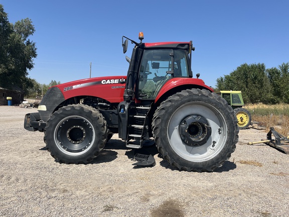 2015 Case IH Magnum 280 Tractor