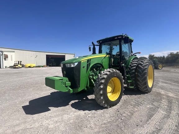 2014 John Deere 8270R Tractor