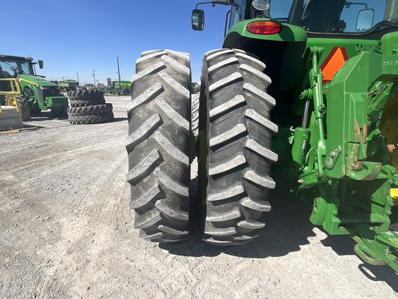 2014 John Deere 8270R Tractor