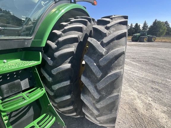 2014 John Deere 8270R Tractor