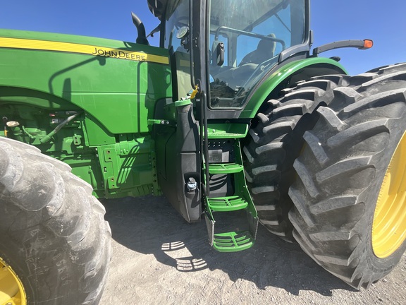 2014 John Deere 8270R Tractor