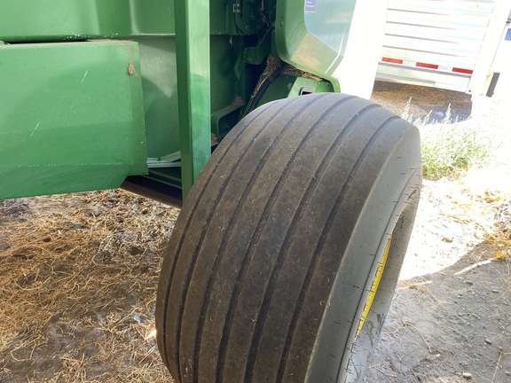 2020 John Deere 560M Baler/Round