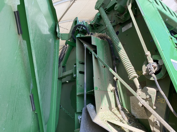 2020 John Deere 560M Baler/Round