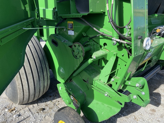 2020 John Deere 560M Baler/Round