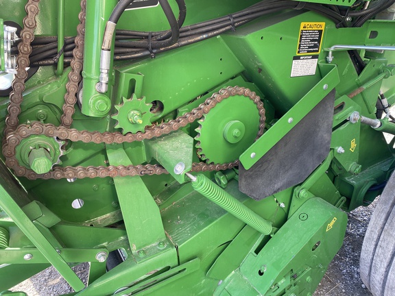 2020 John Deere 560M Baler/Round