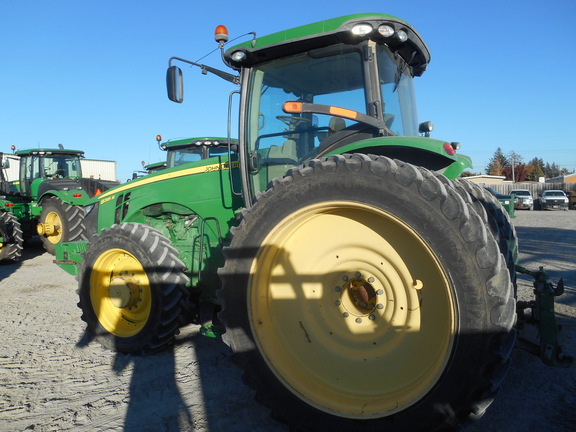 2013 John Deere 8285R Tractor