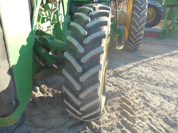 2013 John Deere 8285R Tractor