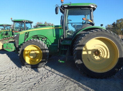 2013 John Deere 8285R Tractor