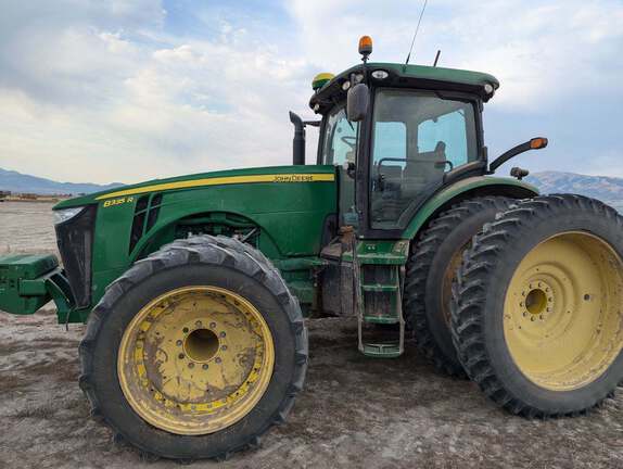 2012 John Deere 8335R Tractor