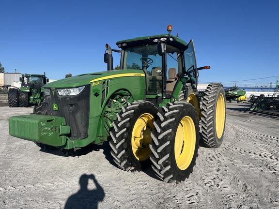 2012 John Deere 8335R Tractor