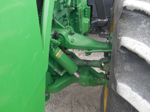 2015 John Deere 8370R Tractor