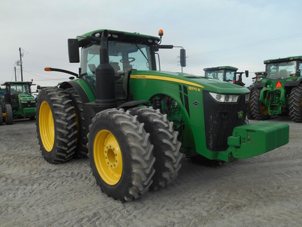 2015 John Deere 8370R Tractor