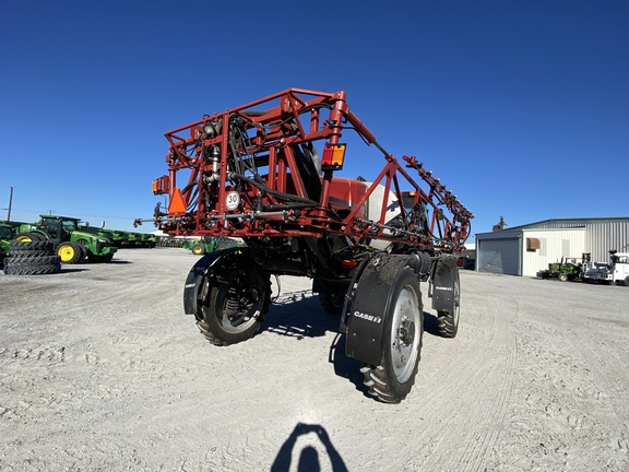 2011 Case IH Patriot 3330 Sprayer/High Clearance