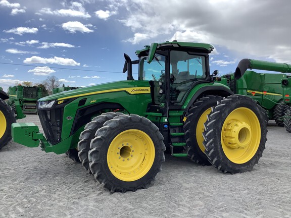 2023 John Deere 8R 340 Tractor