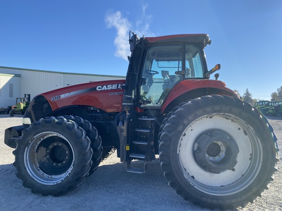 2015 Case IH Magnum 310 AFS Tractor