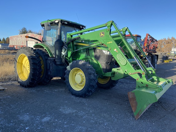 2015 John Deere 7230R Tractor