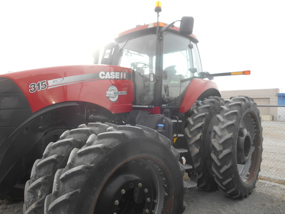 2013 Case IH Magnum 315 Tractor