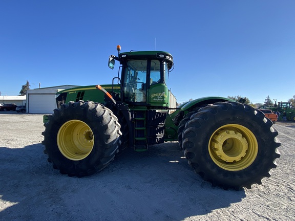2012 John Deere 9560R Tractor 4WD