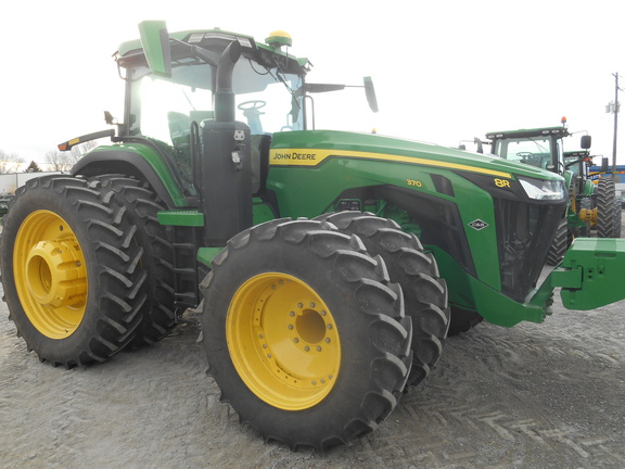 2021 John Deere 8R 370 Tractor