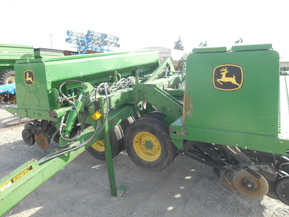 1993 John Deere 455 Drill