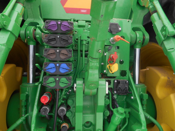 2022 John Deere 8R 340 Tractor