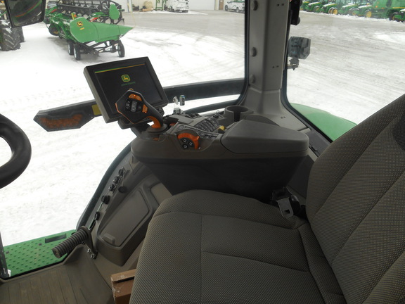 2022 John Deere 8R 340 Tractor