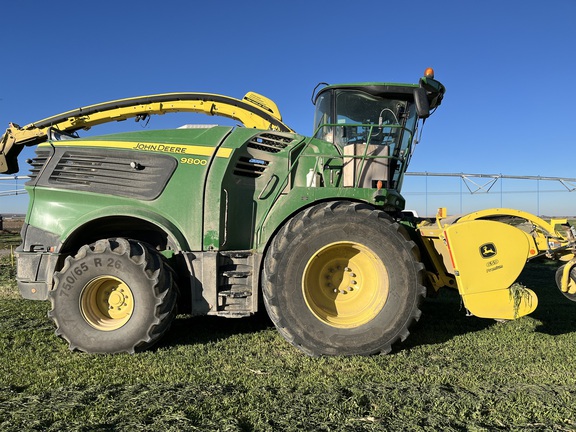 2023 John Deere 659 Header Forage