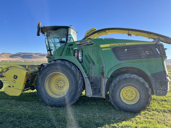 2023 John Deere 9800 Forage Harvester