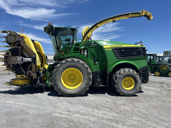 2023 John Deere 9800 Forage Harvester