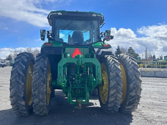 2023 John Deere 8R 250 Tractor