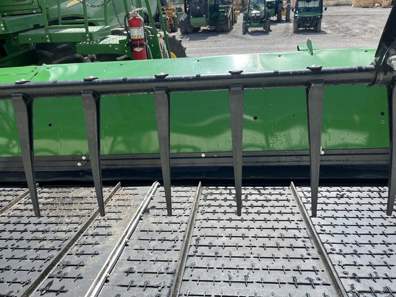 2023 John Deere HD35R Header Combine