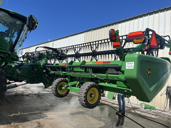2023 John Deere HD35R Header Combine