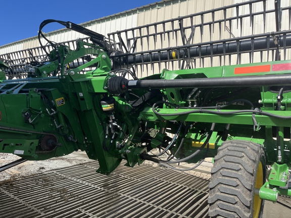 2023 John Deere HD35R Header Combine