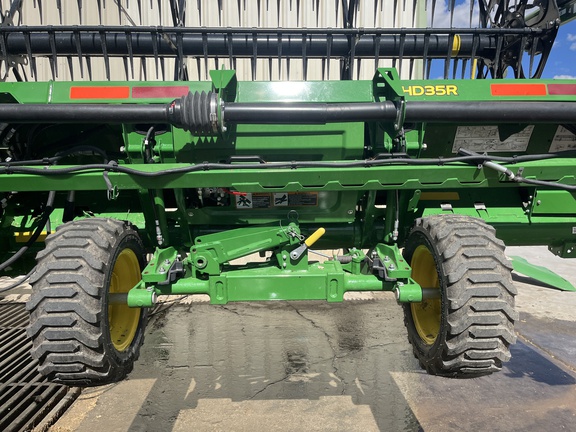 2023 John Deere HD35R Header Combine