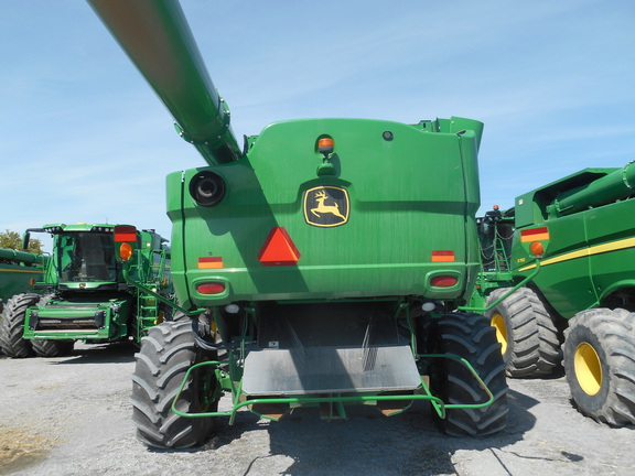 2019 John Deere S780 Combine