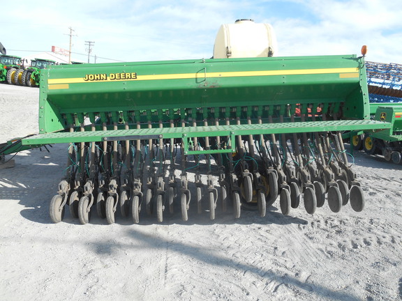 1999 John Deere 455 Drill