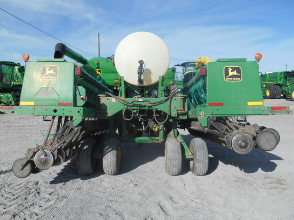 1999 John Deere 455 Drill