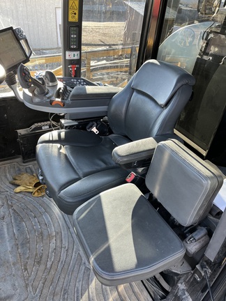 2019 RoGator RG1100C Sprayer/High Clearance