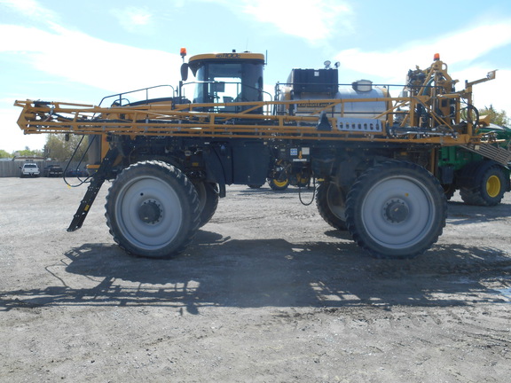 2019 RoGator RG1100C Sprayer/High Clearance