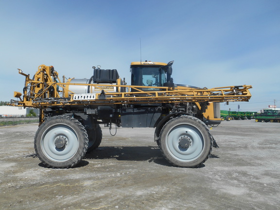 2019 RoGator RG1100C Sprayer/High Clearance