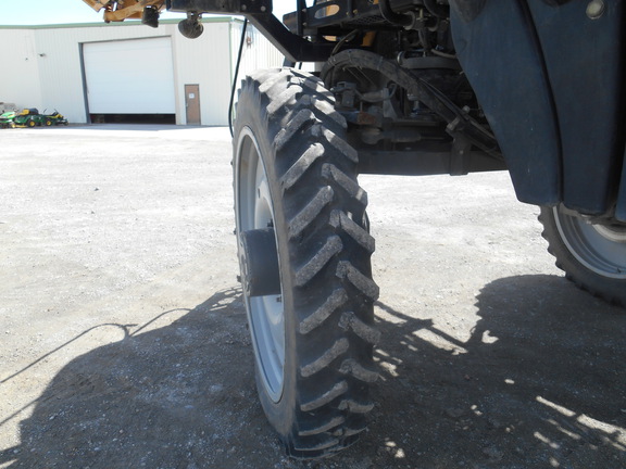 2019 RoGator RG1100C Sprayer/High Clearance