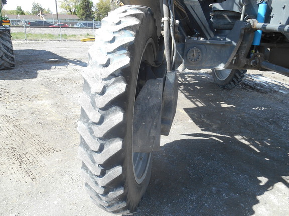 2019 RoGator RG1100C Sprayer/High Clearance