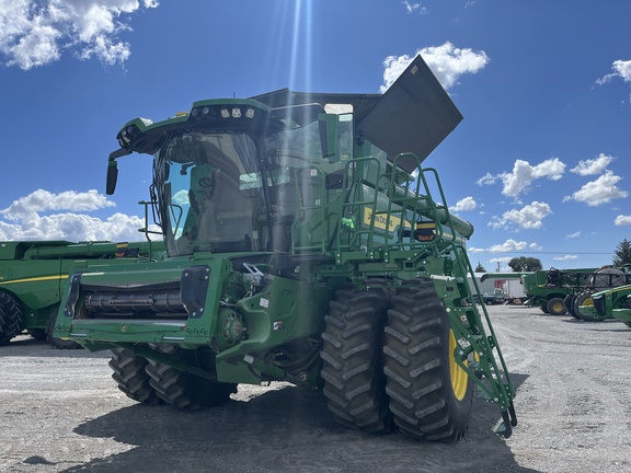 2024 John Deere X9 1000 Combine