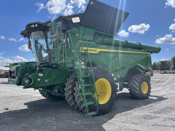 2024 John Deere X9 1000 Combine